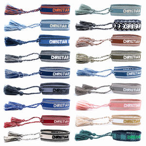 สร้อยข้อมือตัวอักษรแฟชั่นขายดีเครื่องประดับสร้อยข้อมือปรับได้สำหรับผู้ชายและผู้หญิงพู่ถักมือปรับได้ - Product Image 2