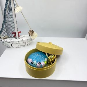 Porte-clés petit pain vapeur à succès avec design sable mouvant pour cadeaux, jouet à presser scintillant en forme de dumpling, visage souriant mignon - Product Image 4