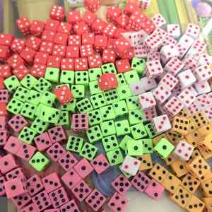 Dados Personalizados de Acrílico para Juegos de Rol, Dados Pequeños de Seis Caras, D6, 8 mm, Negros - Product Image 1