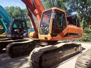 Excavatrice d'occasion Doosan DH370LC-9 DH370 DH500, excavatrice sur chenilles de 37 tonnes, pompe hydraulique sur chenilles robuste, fabriquée en Corée, d'origine. - Product Image 4