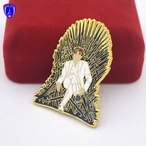 Spille personalizzate in vendita calda smalto duro j-hope chevy ysus trono Design spilla per Jin Jimin <span class=keywords><strong>Taehyung</strong></span> Yoongi Jungkook - Product Image 5