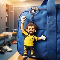 Großhandel Personalisierter 2D Gummi PVC Fußballstar Schlüsselanhänger Kundenspezifisches Design Cartoon Fußballspieler Schlüsselring für Vereins-Merchandise