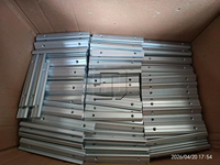 Rail de montage solaire en aluminium extrudé pour système de support solaire sur toiture