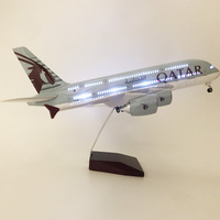 Modèles d'avions en résine Airbus A380 de Qatar Airways à l'échelle 1/160 de 46 cm avec LED et roues