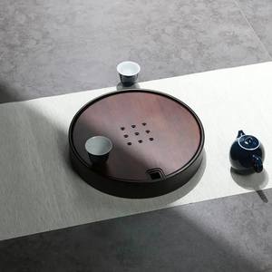 Plateau à thé rond en bambou durable avec un design classique moderne, marque ECO GO - Product Image 1