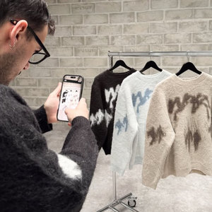 Maglione Vintage Aderente di Alta Qualità <span class=keywords><strong>con</strong></span> <span class=keywords><strong>Maniche</strong></span> Lunghe a Campana, Stampa Digitale Grafica <span class=keywords><strong>Bianca</strong></span>, Design Personalizzato Effetto Ghiaccio - Product Image 5