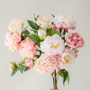 Hydrangeas artificiels en soie romantiques, faits à la main, longue durée, toucher naturel, 3-5 ans, Noël, fête des mères, Saint-Valentin - Product Image 2