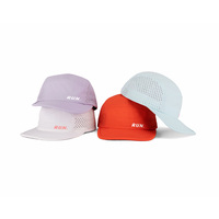 Casquette de camping haute performance OEM vente en gros personnalisée 5 panneaux en nylon imperméable à l'eau avec trou découpé au laser pour le sport