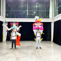 Costume de mascotte gonflable de 2,5 m pour supporter de football, personnage de dessin animé gonflable mobile pour femme/fille