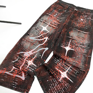 Jeans DiZNEW <span class=keywords><strong>de</strong></span> Mezclilla Personalizados en Rojo y Negro, Lavado Vintage, Desgastados con Estampado en Aerosol, Talla Grande para Hombre - Product Image 3