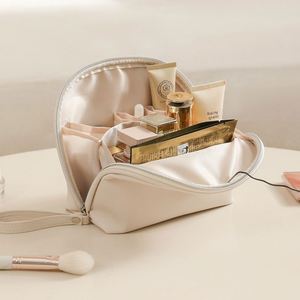 Pochette de maquillage haut de gamme en PU en forme de coquille avec fermeture éclair, simple, élégante, grande capacité, étanche et portable pour - Product Image 2