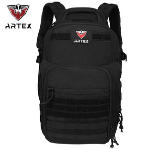 Mochila Táctica Deportiva Ajustable con Correa para el Hombro, 50L, Negra y Caqui, de Poliéster 1000D, Impermeable, con Cremallera Oxford Moore - Product Image 2