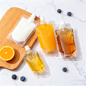 Vente en gros de 100 sachets à bec verseur imprimés en gravure BOPP haute qualité pour sachets refermables étanches pour sauces, jus, boissons - Product Image 5