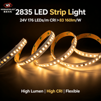 Bande lumineuse LED 2835 24V 176 LED/m CRI>83 160lm/W Haute luminosité Bande LED flexible pour la décoration de projets intérieurs