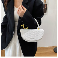 Nouveau sac à bandoulière tendance à une seule épaule, sac selle, luxe léger, niche haut de gamme, personnalité, sac à main pour femme, boîte en PU