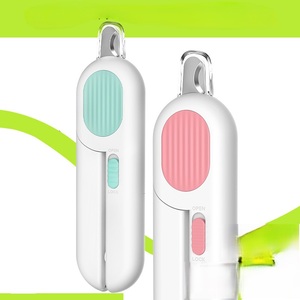 Coupe-ongles professionnel pour <span class=keywords><strong>animaux</strong></span> de compagnie avec lumière LED réglable en acier inoxydable pour débutants coupe-pattes pour <span class=keywords><strong>animaux</strong></span> de compagnie - Product Image 2
