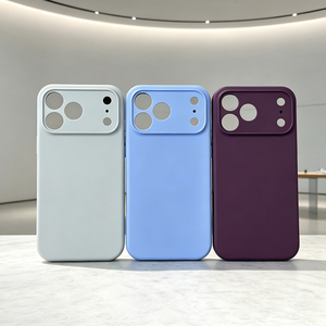 เคสโทรศัพท์ซิลิโคน S001 สำหรับ 17 Pro Max ดีไซน์หรูหรา กันน้ำ กันกระแทก รองรับการชาร์จไร้สาย บรรจุในถุง OPP - Product Image 2