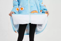 Couverture portable matelassée à motif de dessin animé moderne, pyjama à capuche, cardigan à fermeture éclair, 100% polyester respirant, personnalisable, décontracté, pour la maison