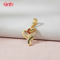 Pendentif Cœur Rose CZ Charmant en Alliage Plaqué Or 18K pour Maman, Idéal pour Cadeau et Vendeurs de Bijoux de Fête