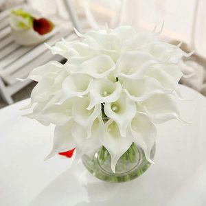 Nouvelles têtes de fleurs artificielles modernes en EVA, blanches, en forme de lys, pour la décoration de plafond de mariage avec cristaux suspendus - Product Image 4