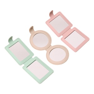 Espejo de Maquillaje Plegable Portátil con Estuche de Cuero PU, Espejo Cosmético de Bolsillo de Doble Cara 1X/2X <span class=keywords><strong>para</strong></span> Maquillaje - Product Image 4