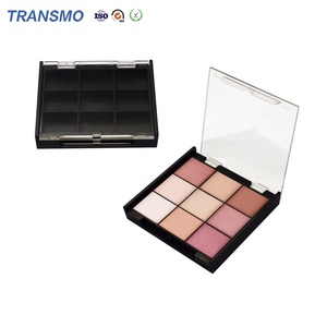 Boîtier de fard à paupières en gros, 9 compartiments, personnalisé, vide, en plastique, 9 couleurs, avec couvercle transparent, palette de fard à paupières avec logo personnalisé - Product Image 1