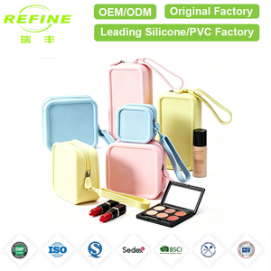 Pochette de maquillage en silicone personnalisée, pochette cosmétique carrée, pochette à fermeture éclair en silicone, organiseur de toilette de voyage, porte-monnaie - Product Image 1