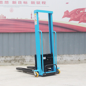 Chariot élévateur manuel portable de petite taille pour la manutention des matériaux en entrepôt et atelier - Product Image 6