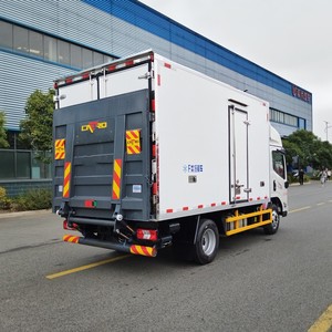 Kaiyun 4.2 mètres de <span class=keywords><strong>camion</strong></span> réfrigéré à carburant Diesel 1-5 tonnes de crème glacée de voiture fraîche nouvelle condition logistique de la chaîne du froid - Product Image 5