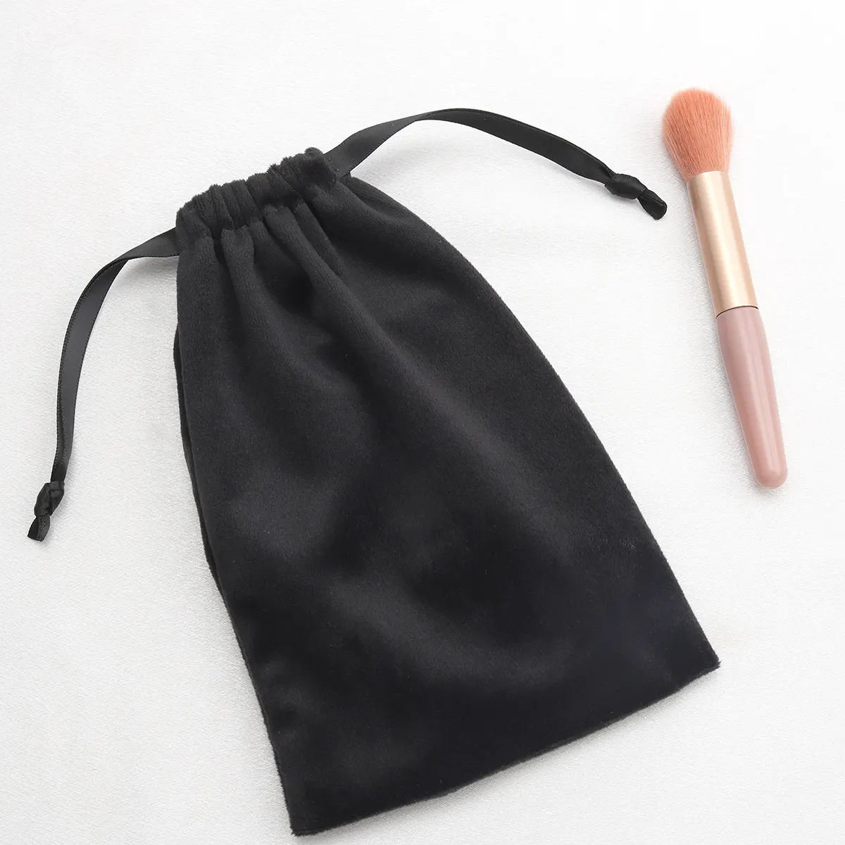 Custom Logo Print Black Velvet Shoes Packaging Bags Pouch Velvet Drawstring Dust Bag Jewelry Packaging