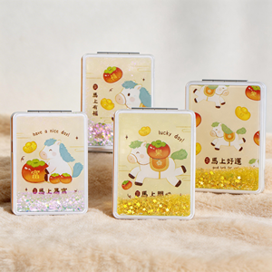 กระจกแต่งหน้าแบบพกพา รุ่นนิว คิวท์ โพนี่ ควิกแซนด์ ปี 2026  วัสดุ ABS  แบบพับได้สองด้าน  ขยาย 2 เท่า - Product Image 3