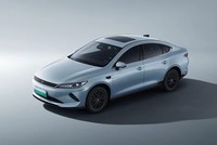 Offre Spéciale BYD Qin Plus EV 2025/2023 Conduite Intelligente 420/510km Éditions Aggressive/Leading/Navigation/Standard/Supérieure en Stock