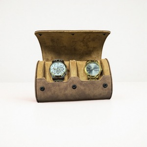 Nouvelle boîte de rangement et de présentation en cuir pour montres mécaniques de style européen, avec fonctionnalités de voyage et de rangement à domicile - Product Image 4