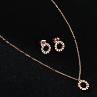 Conjunto de Joyería de Acero Inoxidable con Diseño de Oso Teddy, Collar y Aretes para Mujer, Joyería Sencilla, Regalo, Éxito de Ventas en Europa