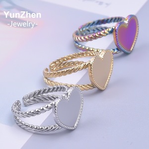 Anello a cuore da donna in acciaio inossidabile, stile minimalista e di nicchia, regolabile, inossidabile, per il mercato internazionale - Product Image 2