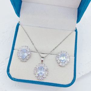 Forme ronde Zircon Bijoux Boutique En Acier Inoxydable Cuivre Incrusté de Zircon Collier Boucles D'oreilles Ensemble Fête Anniversaire Cadeau Bijoux - Product Image 5