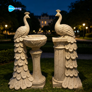 Escultura de Pavo Real de Mármol Natural de Lujo para Jardín con Pedestal Decorativo y Otros Elementos Decorativos de Mármol Natural de Lujo - Product Image 4