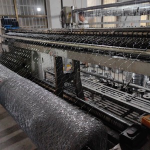 सौर पैनल सुरक्षा के लिए जस्ती हेक्सागोनल आयरन वायर मेष सौर पैनल सुरक्षा के लिए जस्ती हेक्सागोनल आयरन वायर जाल, ट्रेलिस - Product Image 4