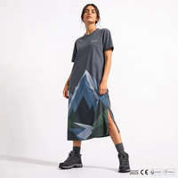 Robe midi en coton teint pigmentaire 200g pour femme, taille naturelle, col rond, imprimé silhouette montagne, collection aventure, vente en gros