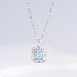 Collar de plata 925 con colgante de corazón, delicado, minimalista, colorido, con zafiro y circonita cúbica, ideal para el verano. - Product Image 3