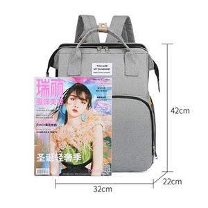 ママと赤ちゃんのためのウェットトート機能を備えたデラックス防水多機能折りたたみおむつバックパックカスタムUSBショルダーバッグ - Product Image 2