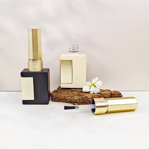 ขวดแก้วทรงสี่เหลี่ยมขนาด30มล. พร้อมฝาแปรงสำหรับกล่องใส่น้ำยาทาเล็บผลิตจากโรงงาน - Product Image 5