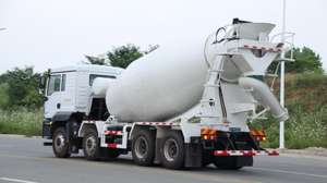 Mesin Konstruksi truk <span class=keywords><strong>Mixer</strong></span> beton 8*4 baru untuk penjualan Afrika termasuk mesin inti dan komponen pompa - Product Image 4