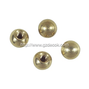 Шарики из цельной латуни H62 от фабрики DECOK, изготовленные на заказ, диаметр 0,5–50 мм, с отверстием, стандарт AISI, диаметр отверстия 15–60 мм, обычная поверхность, соответствие ROHS - Product Image 1