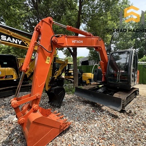 Presque neuf, économe en carburant, puissant, mini-excavateur sur chenilles Hitachi ZX70 d'occasion de 7 tonnes pour l'aménagement paysager. - Product Image 2