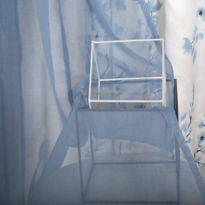 Set di Tende Oscuranti e Trasparenti con Stampa Blu all'Ingrosso - Product Image 5