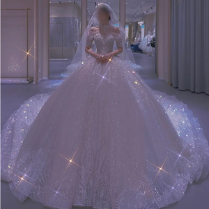 Женское вечернее платье с длинным хвостом - Product Image 1