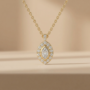 Pendentif en or jaune pour femme avec diamant taille marquise et double halo pavé, bijou de fiançailles classique - Product Image 6