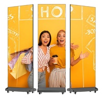 Pantalla LED Plegable para Interiores con Base con Ruedas, Pantalla Digital Publicitaria para Centros Comerciales, Exposiciones y Tiendas