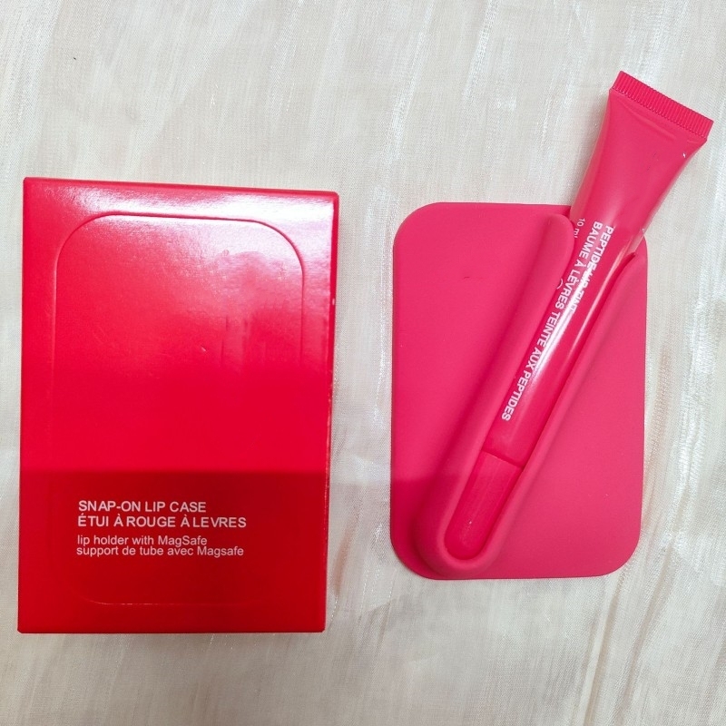 guava spritz with lip gloss  white